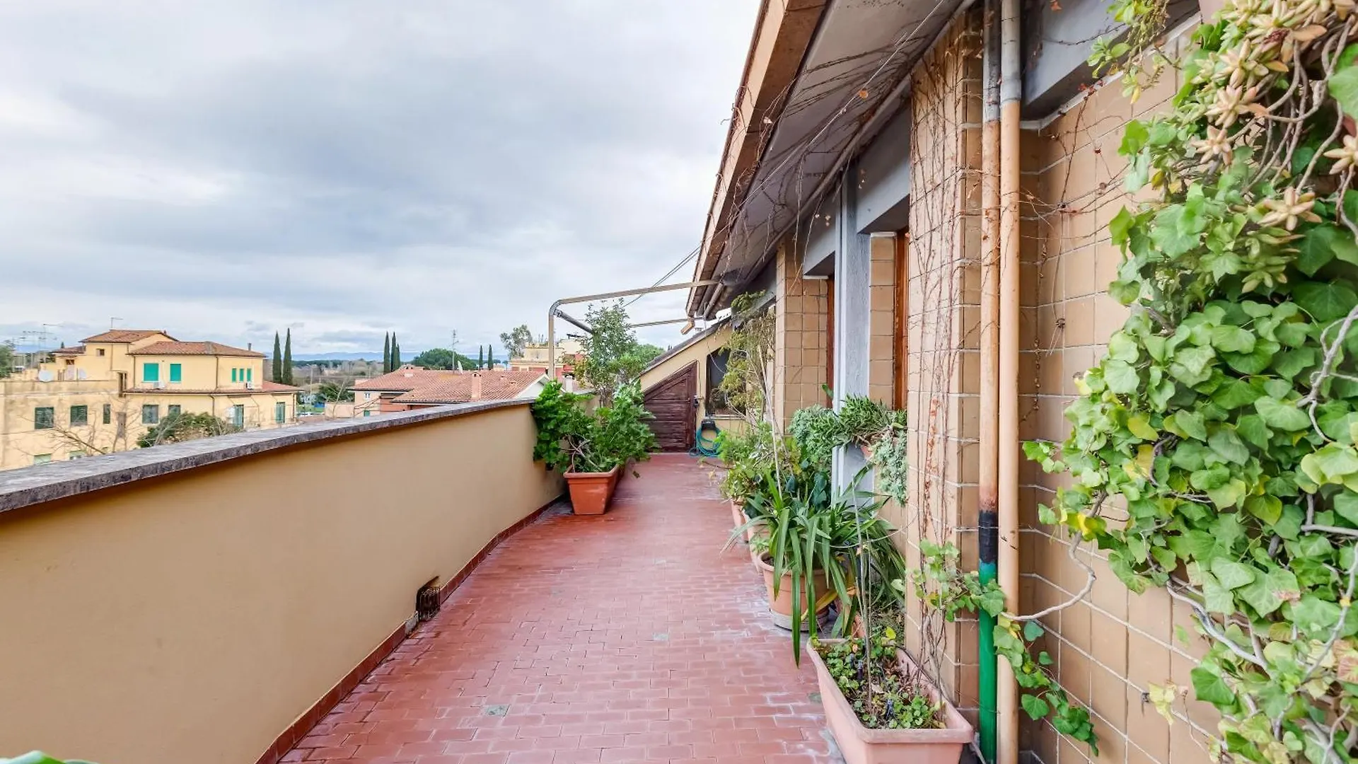 The Elegant Penthouse - Ampio Attico Con Posto Auto Apartment Rome 0*,  Italy