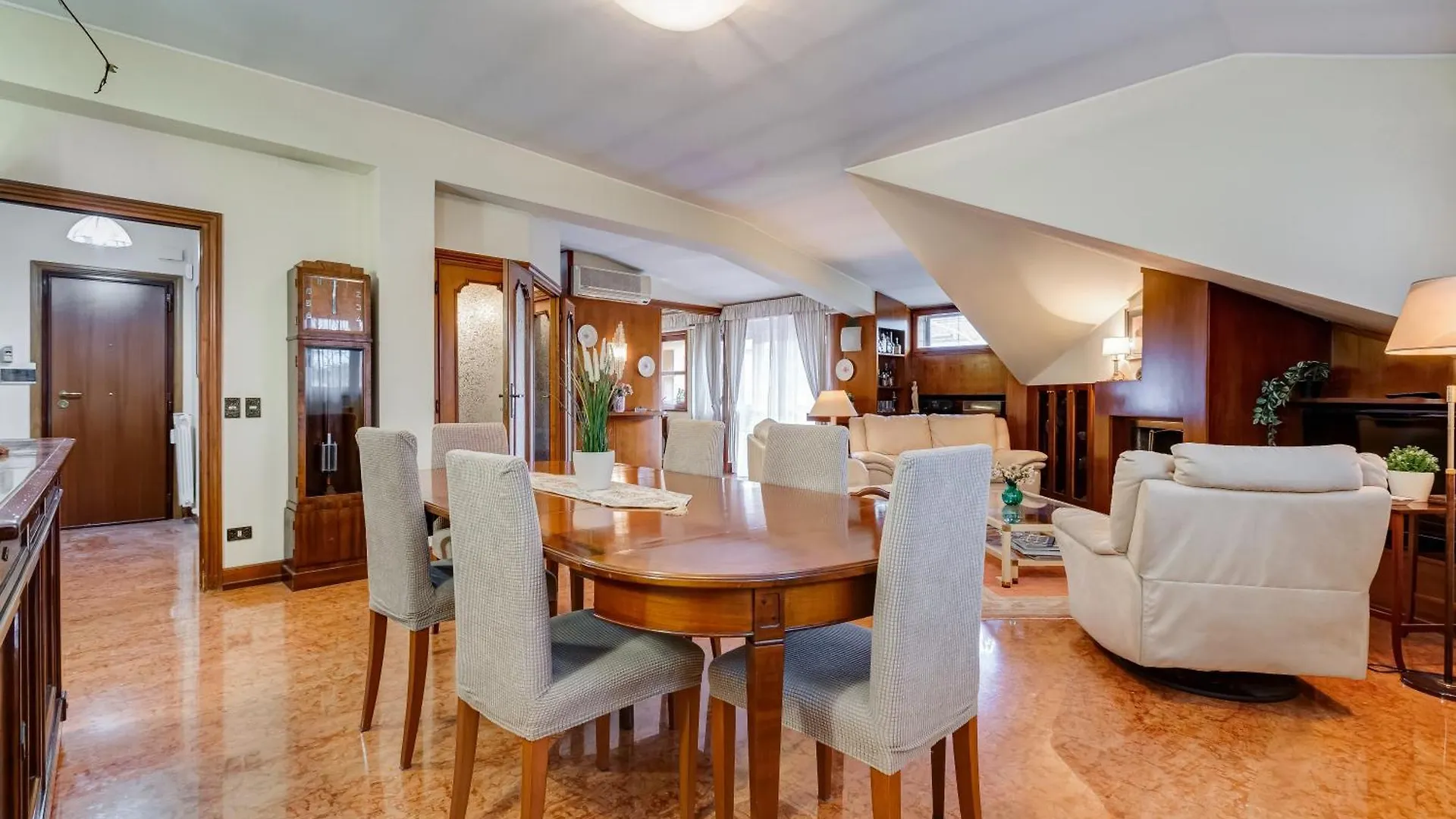 The Elegant Penthouse - Ampio Attico Con Posto Auto Apartment Rome
